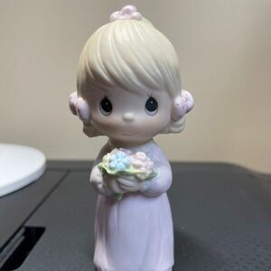 Precious Moments Bridesmaid Wedding Figurine 1983 Enesco E-2831
